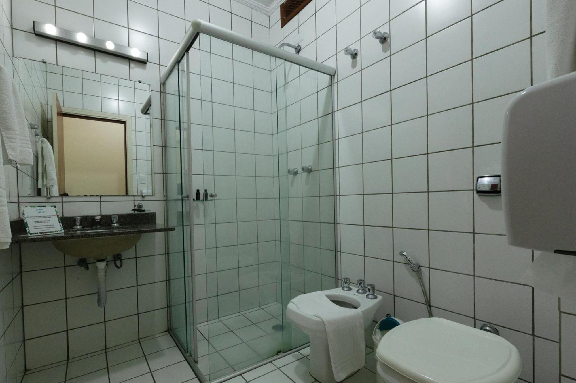 Hotel Villa Di Rimini Ubatuba Ruang foto